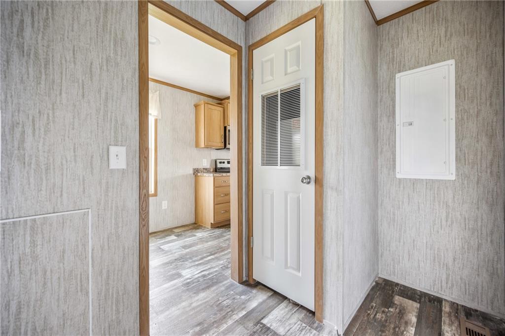 69 South Summit Road, Unit 102 Greenville, PA 16125 - Photo 15 of 25