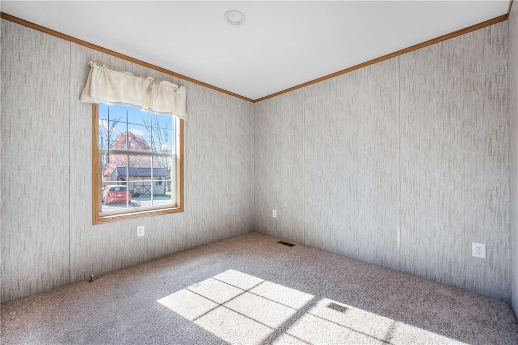 69 South Summit Road, Unit 102 Greenville, PA 16125 - Photo 23 of 25 Bedroom #2