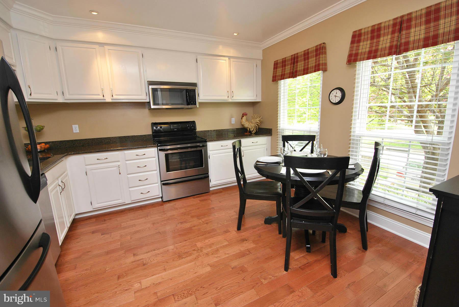 3976 Forest Valley Road Baltimore, MD 21234 - Photo 7 of 22 Kitchen