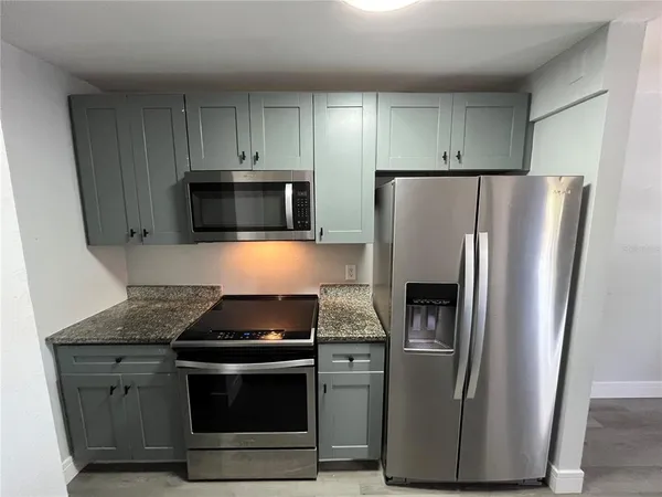 $1,495 | 4902 West Gandy Boulevard, Unit E106, Tampa, FL 33611