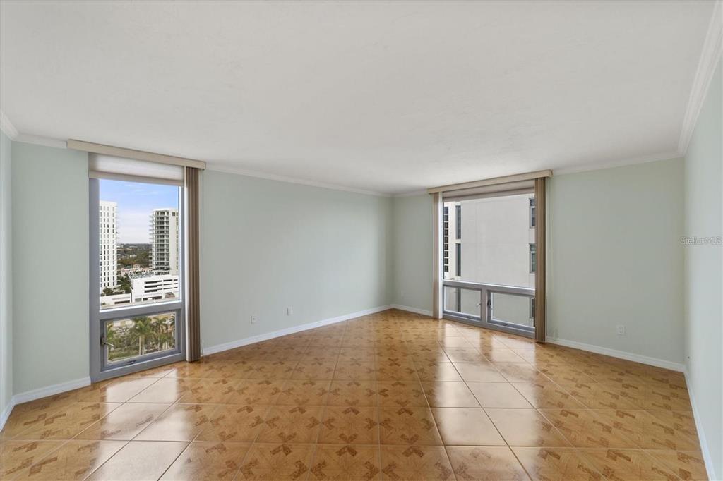 1111 North Gulfstream Avenue, Unit 16C Sarasota, FL 34236 - Photo 19 of 44