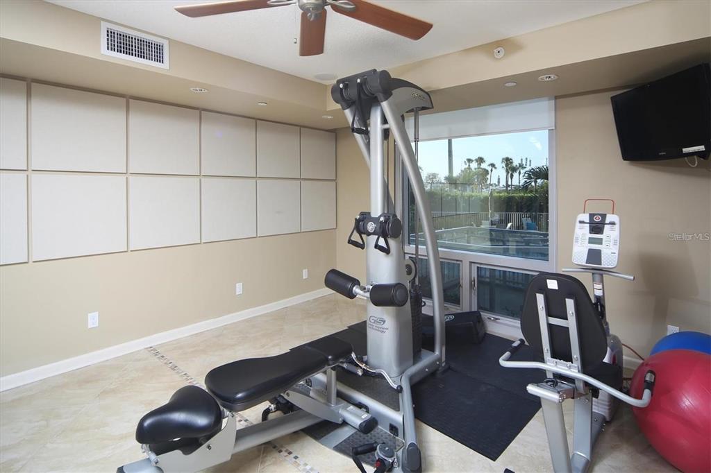 1111 North Gulfstream Avenue, Unit 16C Sarasota, FL 34236 - Photo 30 of 44