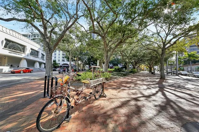 $5,000 | 1111 North Gulfstream Avenue, Unit 16C, Sarasota, FL 34236