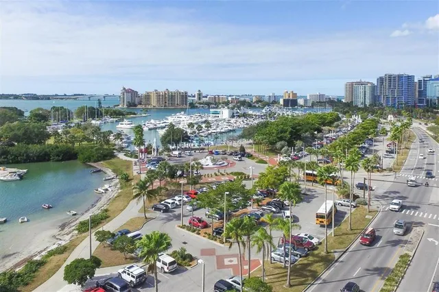 $5,000 | 1111 North Gulfstream Avenue, Unit 16C, Sarasota, FL 34236