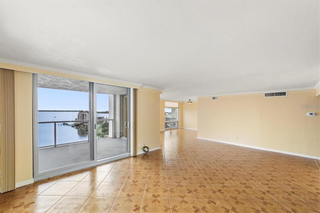 1111 North Gulfstream Avenue, Unit 16C Sarasota, FL 34236 - Photo 7 of 44