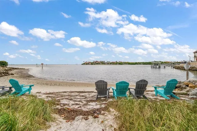 $775,000 | 962 Symphony Isles Boulevard, Apollo Beach, FL 33572