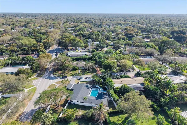 $1,550,000 | 8201 Southwest 151st Street, Palmetto Bay, FL 33158