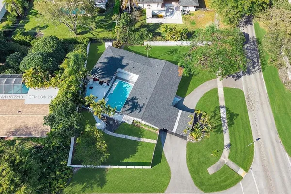 $1,550,000 | 8201 Southwest 151st Street, Palmetto Bay, FL 33158