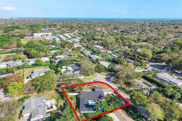 $1,550,000 | 8201 Southwest 151st Street, Palmetto Bay, FL 33158