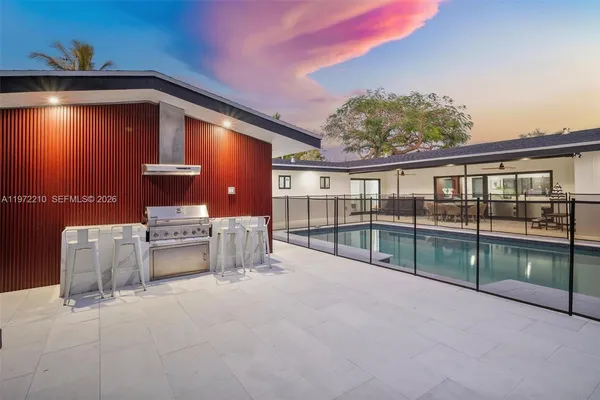 $1,550,000 | 8201 Southwest 151st Street, Palmetto Bay, FL 33158