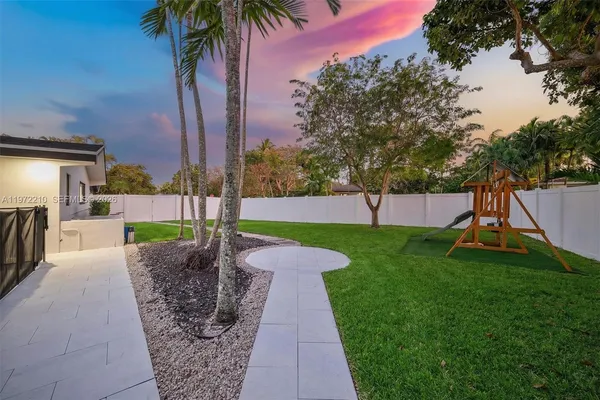 $1,550,000 | 8201 Southwest 151st Street, Palmetto Bay, FL 33158