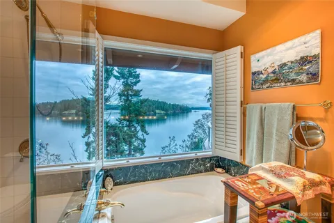 $5,800,000 | 1689 Spring Point Road, Orcas Island, WA 98245