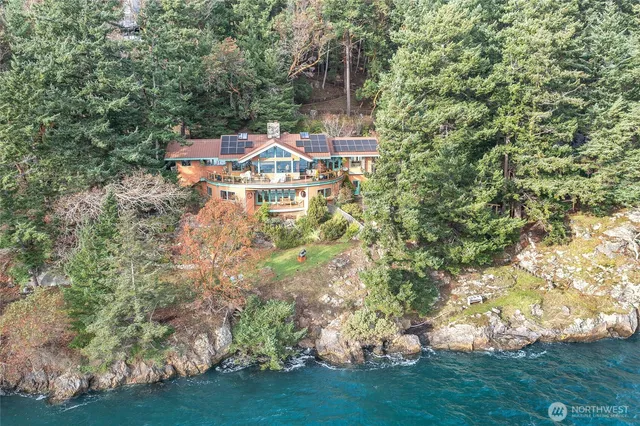 $5,800,000 | 1689 Spring Point Road, Orcas Island, WA 98245