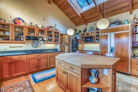 $5,800,000 | 1689 Spring Point Road, Orcas Island, WA 98245
