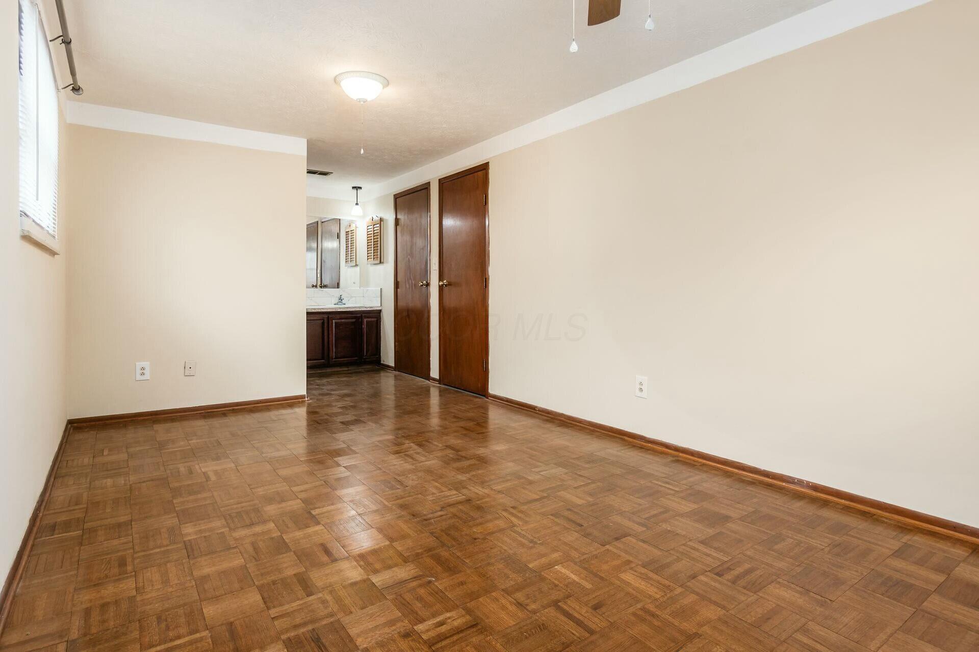 3020 Upton Road East Columbus, OH 43232 - Photo 24 of 47 primary suite