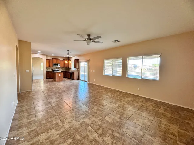 $2,800 | 2974 East Powell Way, Gilbert, AZ 85298