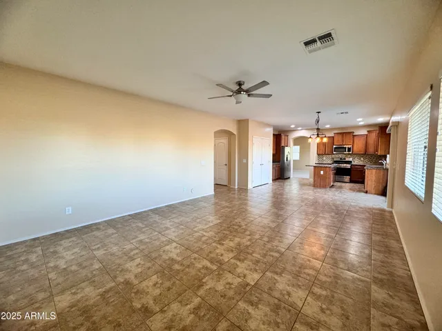 $2,800 | 2974 East Powell Way, Gilbert, AZ 85298