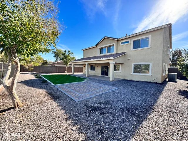 $2,800 | 2974 East Powell Way, Gilbert, AZ 85298