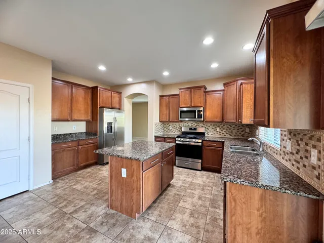 $2,800 | 2974 East Powell Way, Gilbert, AZ 85298