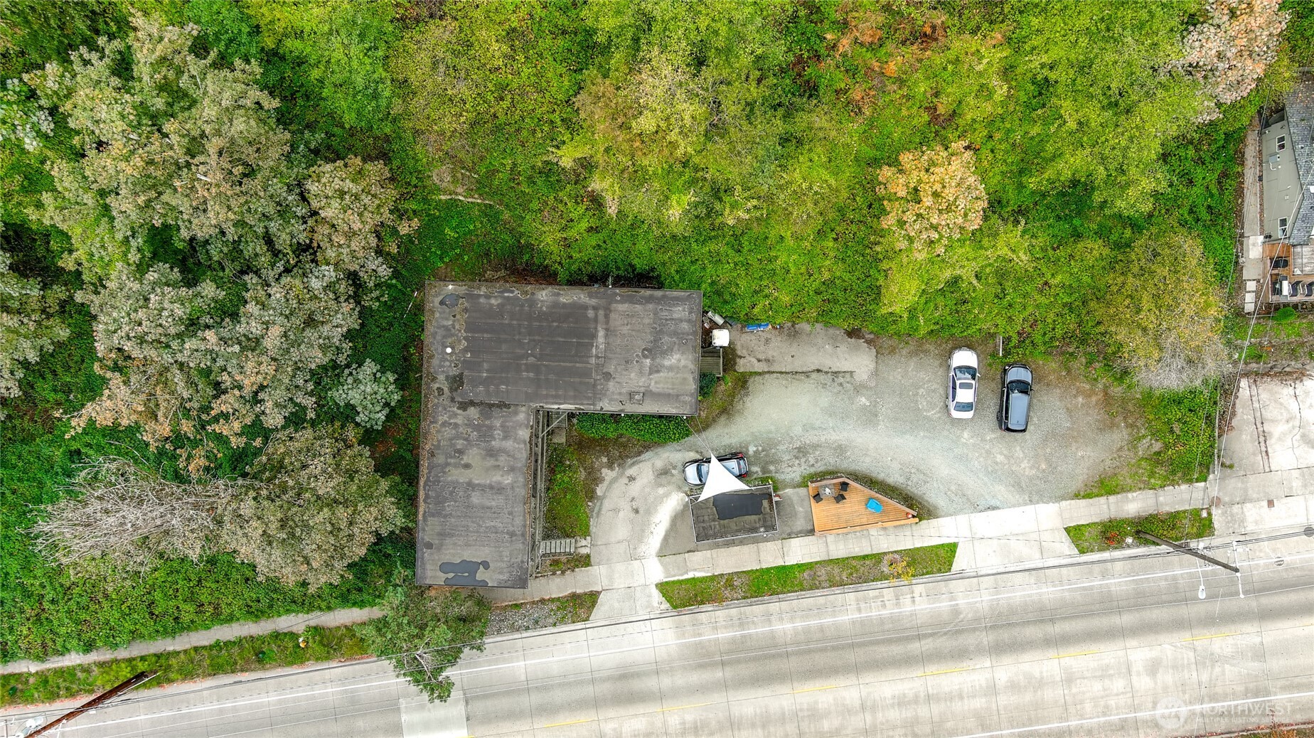 2255 Harbor Avenue Southwest Seattle, WA 98126 - Photo 8 of 12