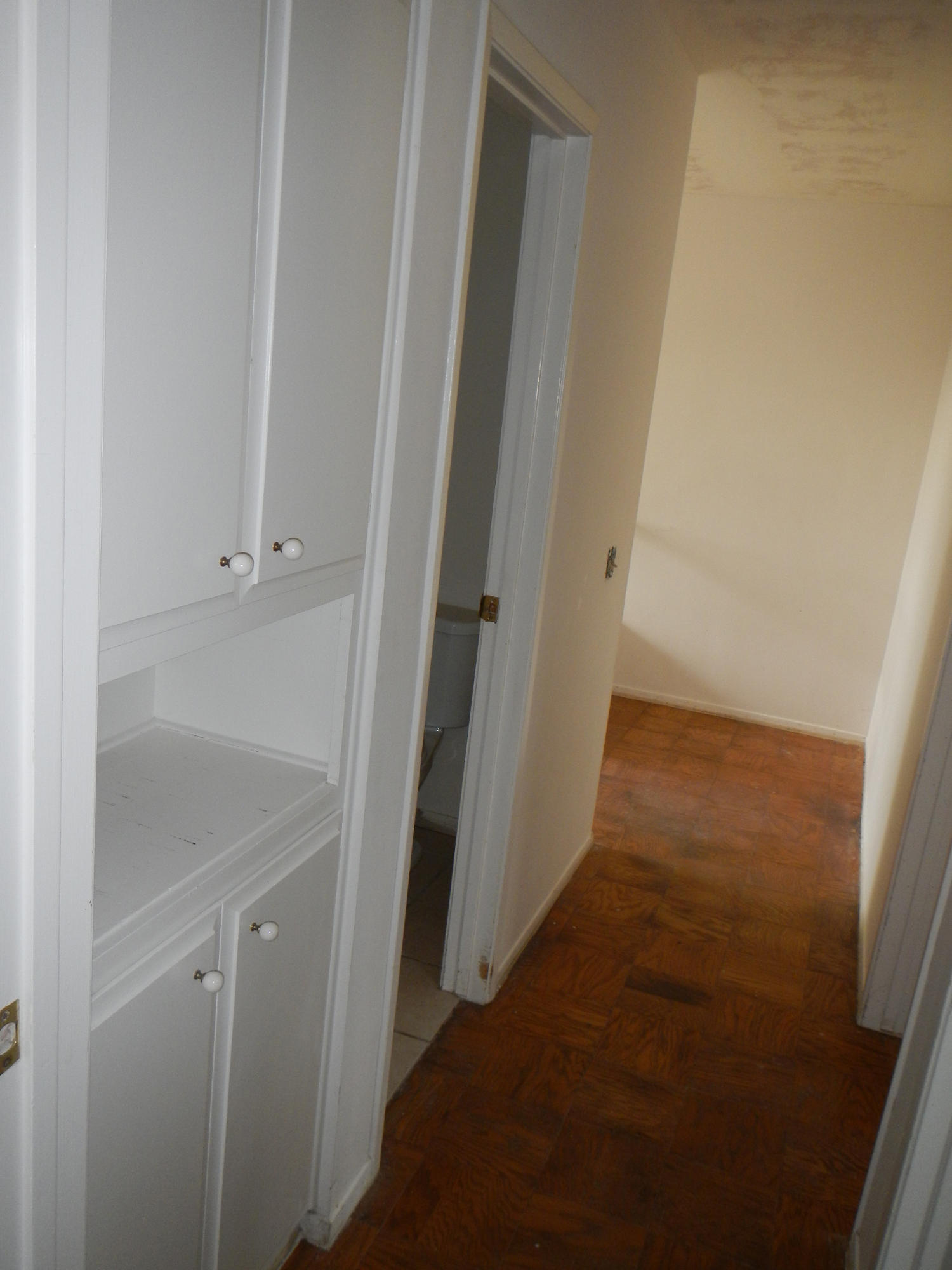 461 Arundel Road Goleta, CA 93117 - Photo 31 of 37 Upstairs Hall Stoarge