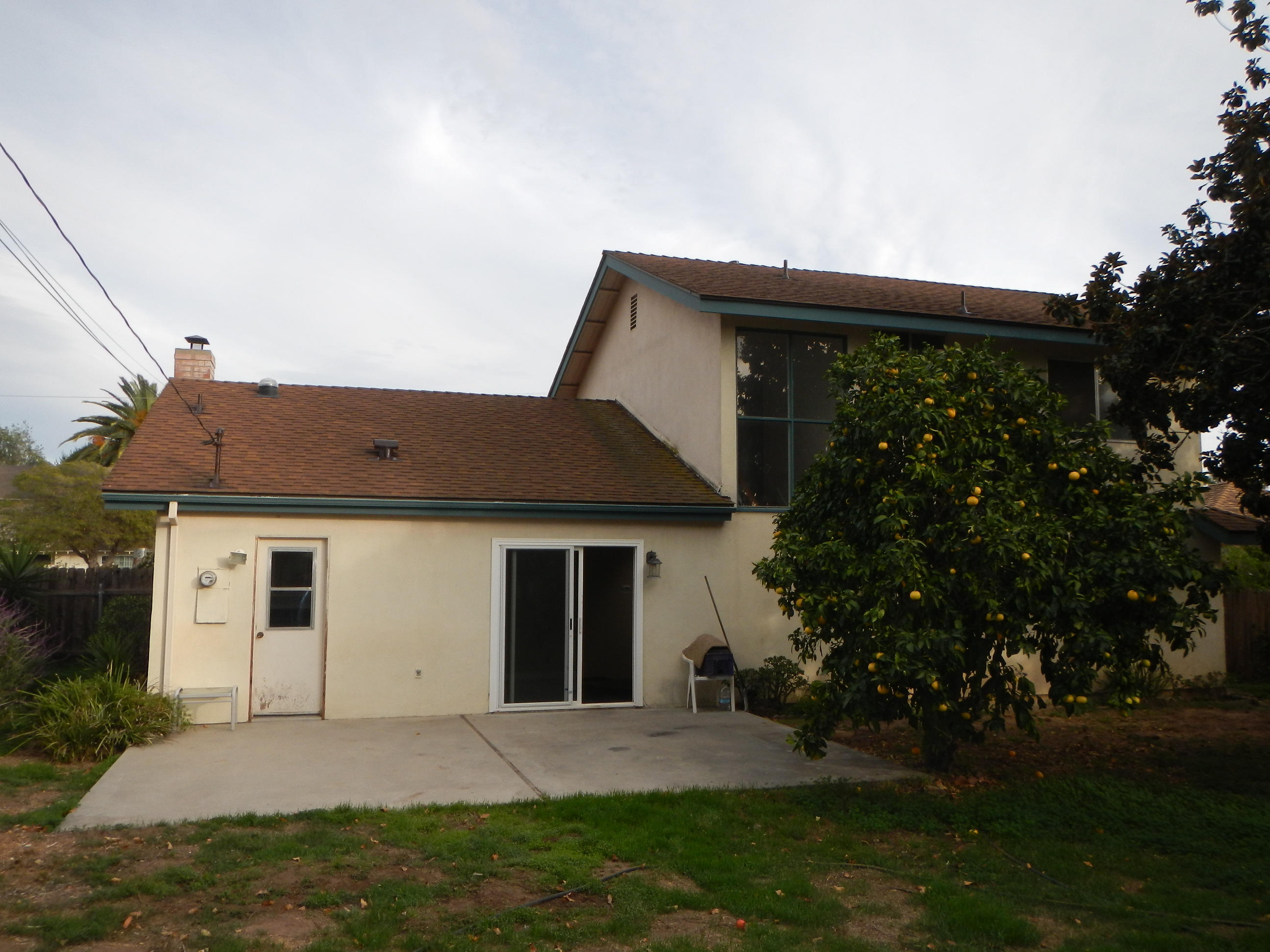 461 Arundel Road Goleta, CA 93117 - Photo 4 of 37 Back of house 2