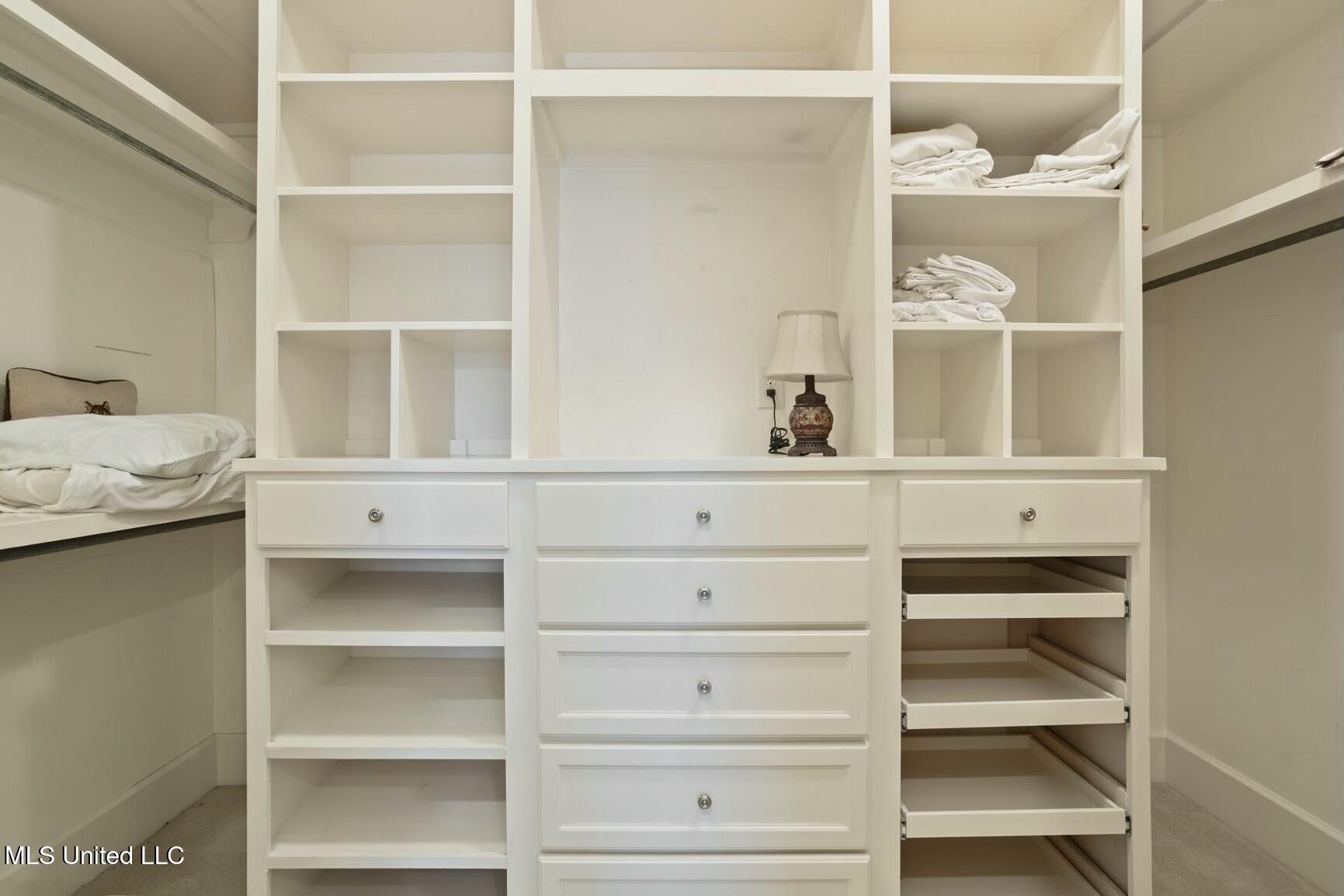 5 Pecan Tree Place Jackson, MS 39211 - Photo 27 of 62 tempImageN2D4cs