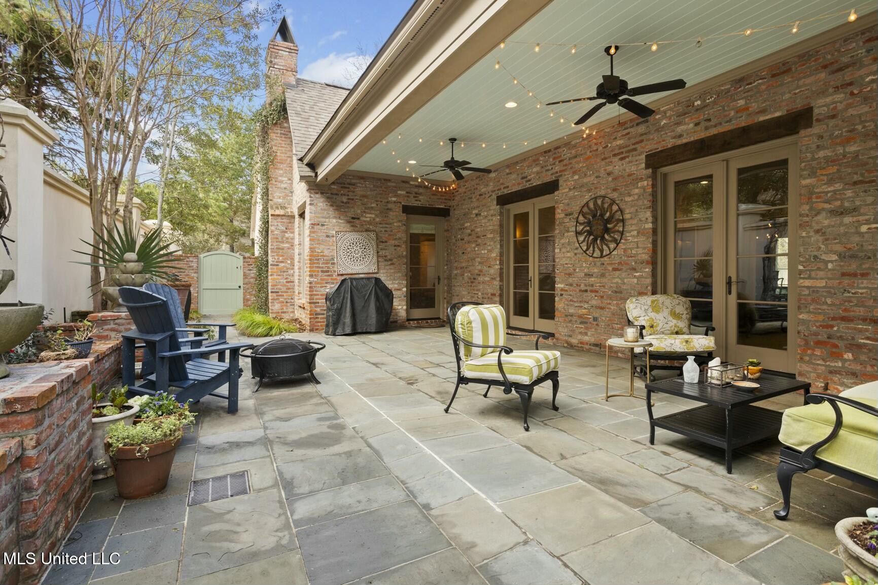 5 Pecan Tree Place Jackson, MS 39211 - Photo 40 of 62 tempImagesZJhqv