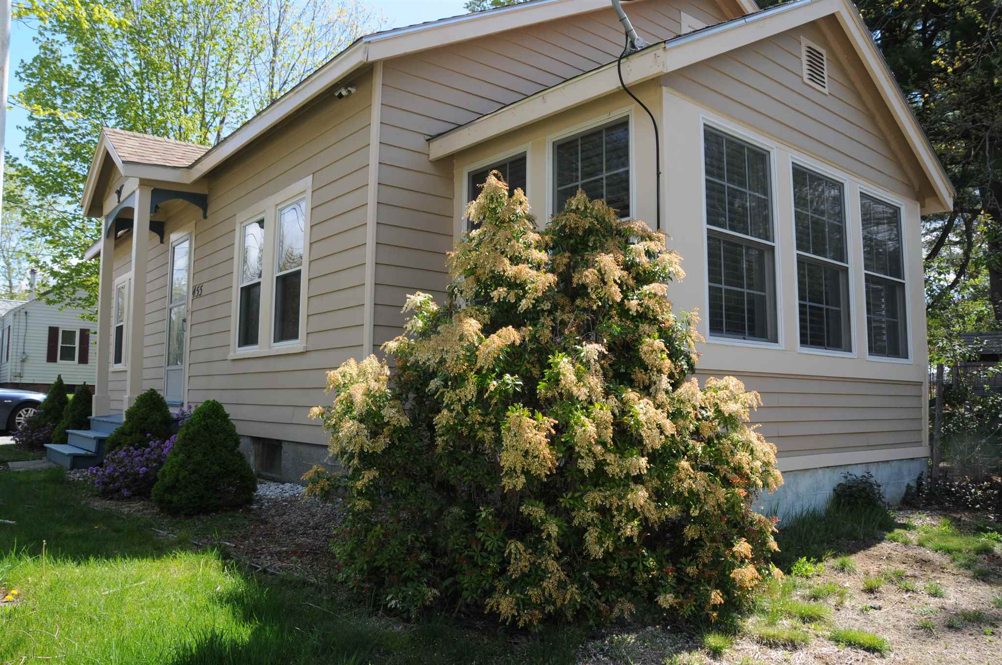 455 Portland Street Rochester, NH 03867 - Photo 2 of 24
