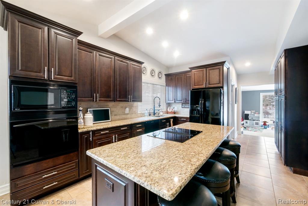 234 Sheldon Road Plymouth, MI 48170 - Photo 21 of 86 Gallery Image 21