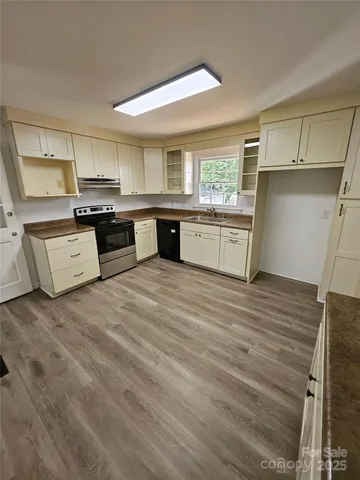 $389,500 | 1109 Reid Harkey Road, Matthews, NC 28105