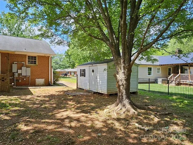 $389,500 | 1109 Reid Harkey Road, Matthews, NC 28105