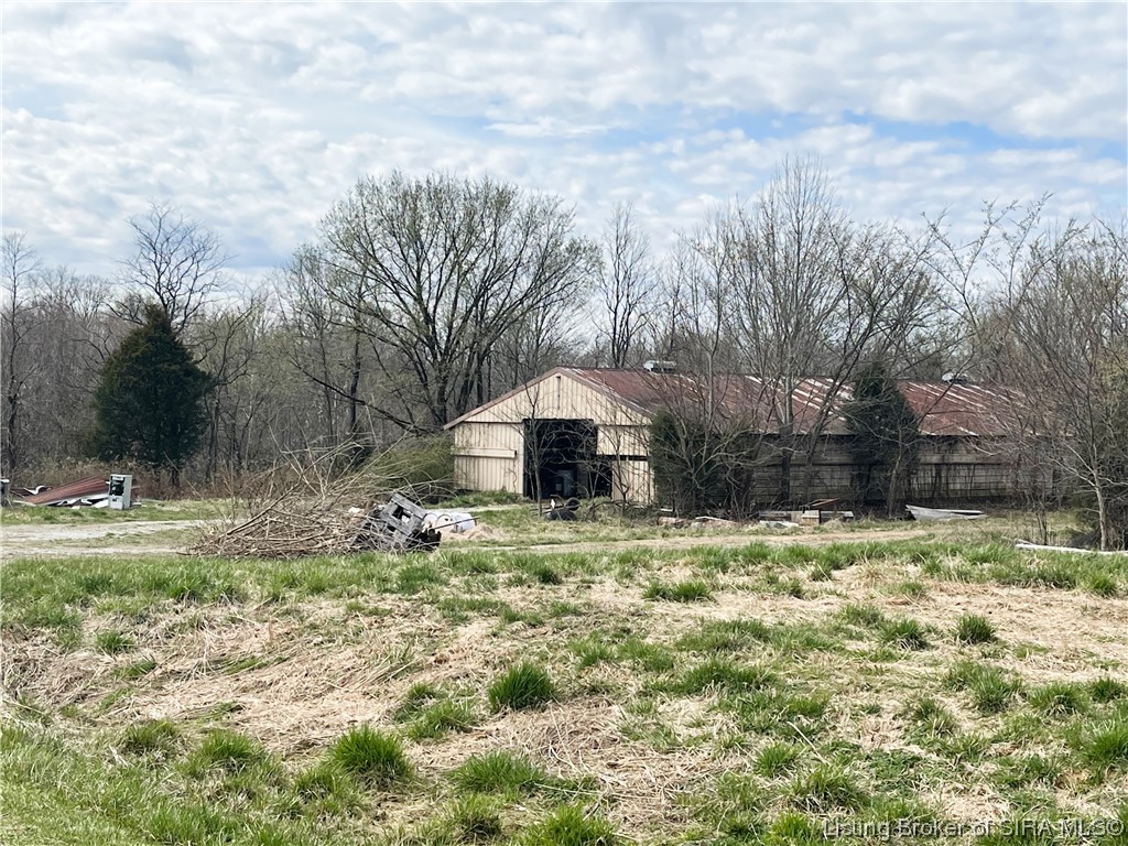 5939 East Magnolia Road English, IN 47118 - Photo 19 of 39