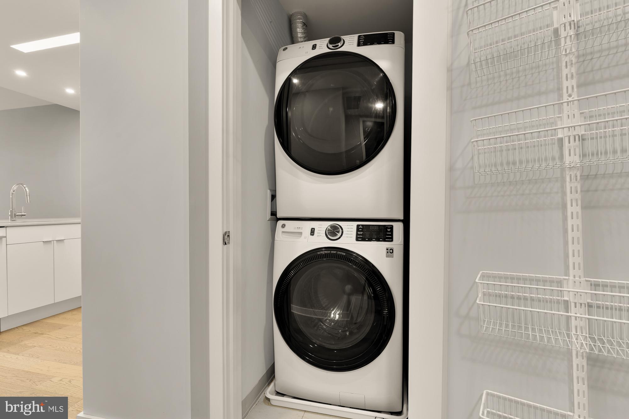 37 L Street Southeast, Unit 301 Washington, DC 20003 - Photo 29 of 37