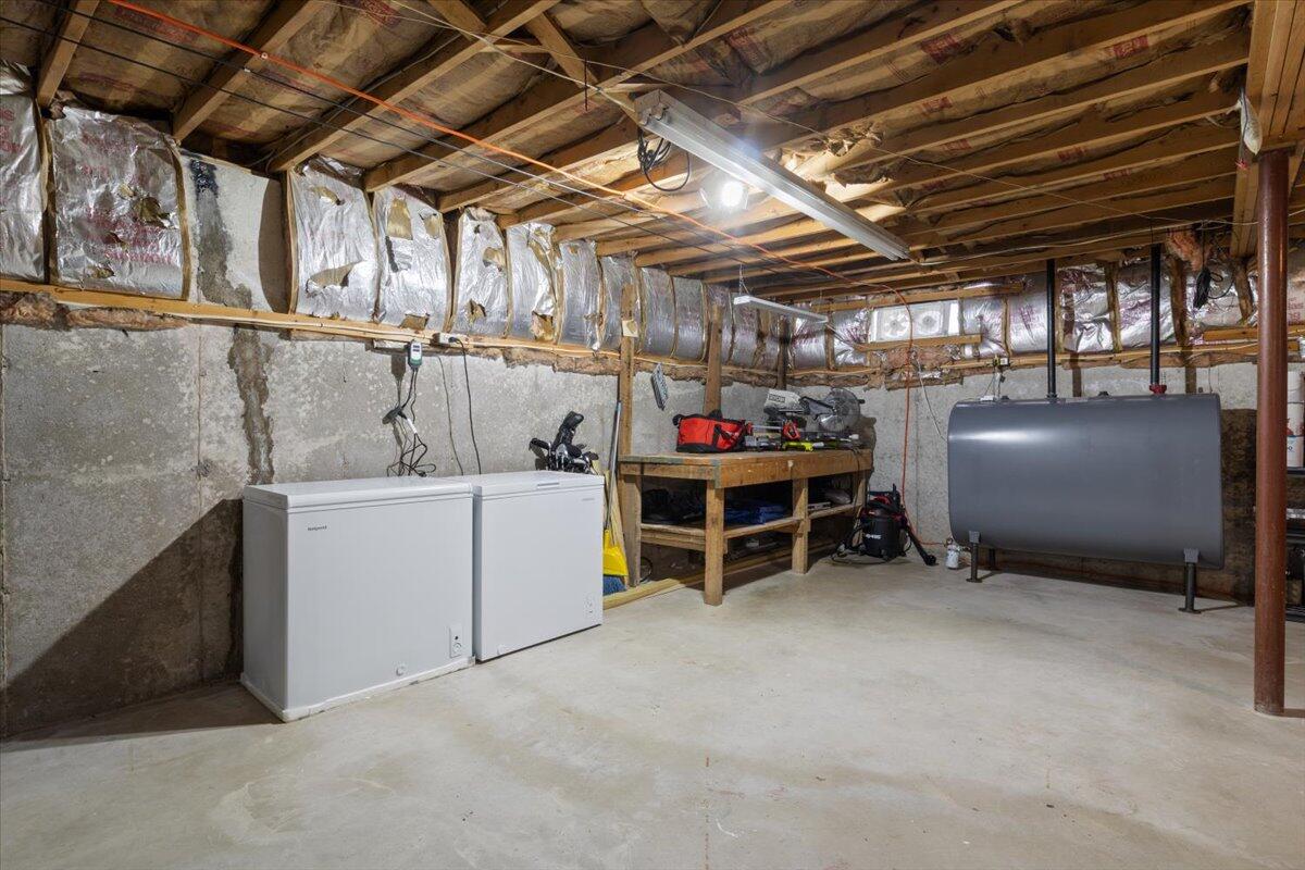 27 Rosewood Circle Springvale, ME 04083 - Photo 19 of 23 21-27_Rosewood_Cir_21