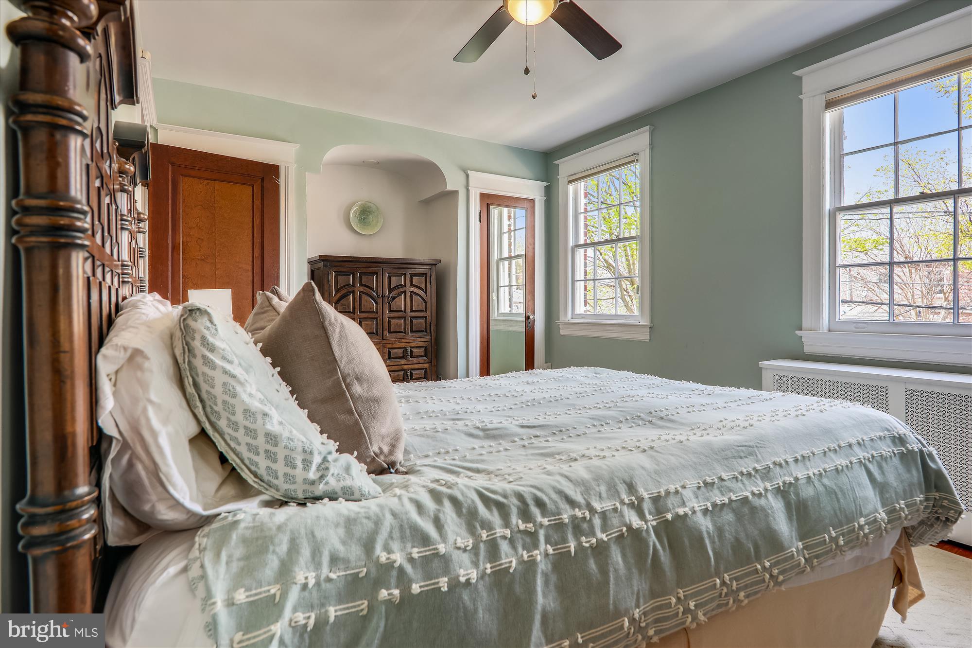 3830 Calvert Street Northwest Washington, DC 20007 - Photo 17 of 53 Gallery Image 17