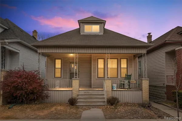 $170,000 | 3321 Doremus Street, Hamtramck, MI 48212