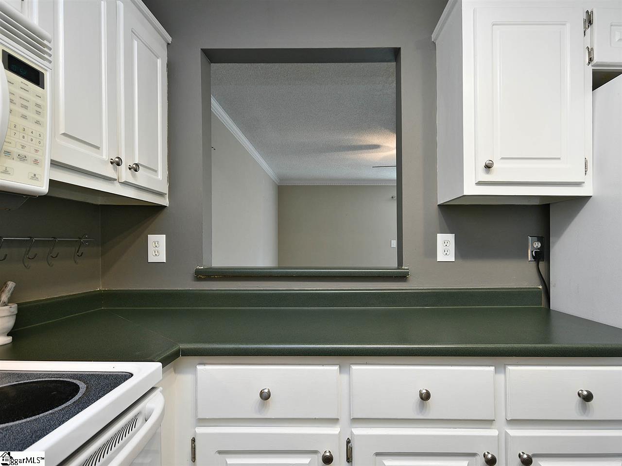 419 East Butler Road, Unit 13 Mauldin, SC 29662 - Photo 11 of 35 Gallery Image 11