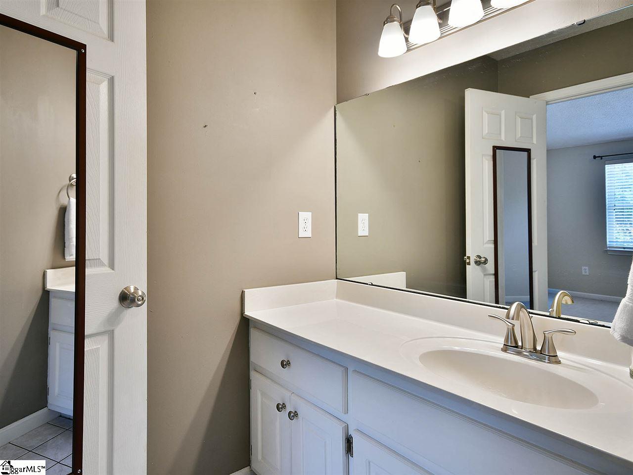 419 East Butler Road, Unit 13 Mauldin, SC 29662 - Photo 33 of 35 Gallery Image 33
