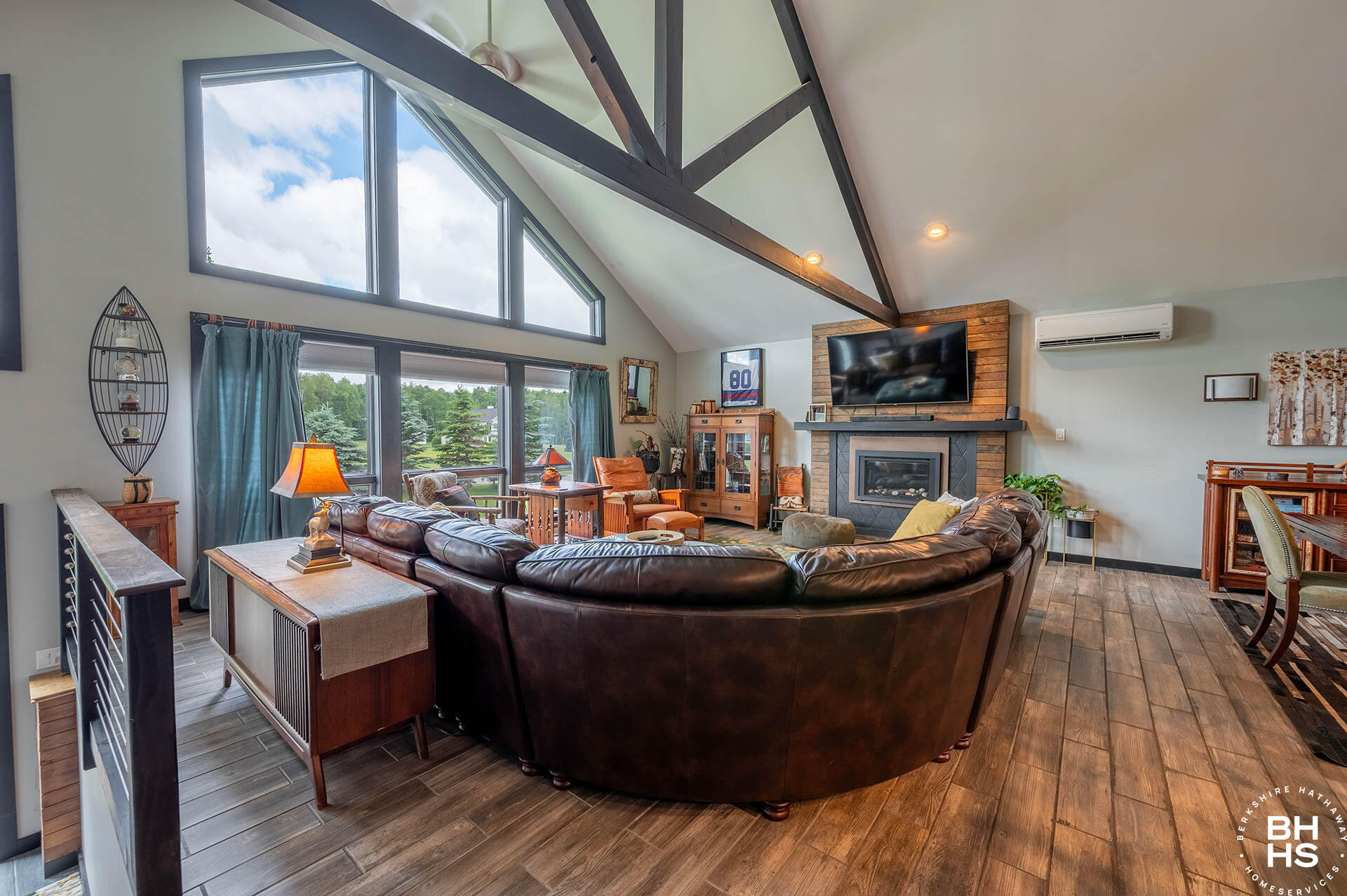 13 Meadow Road Saranac Lake, NY 12983 - Photo 4 of 51