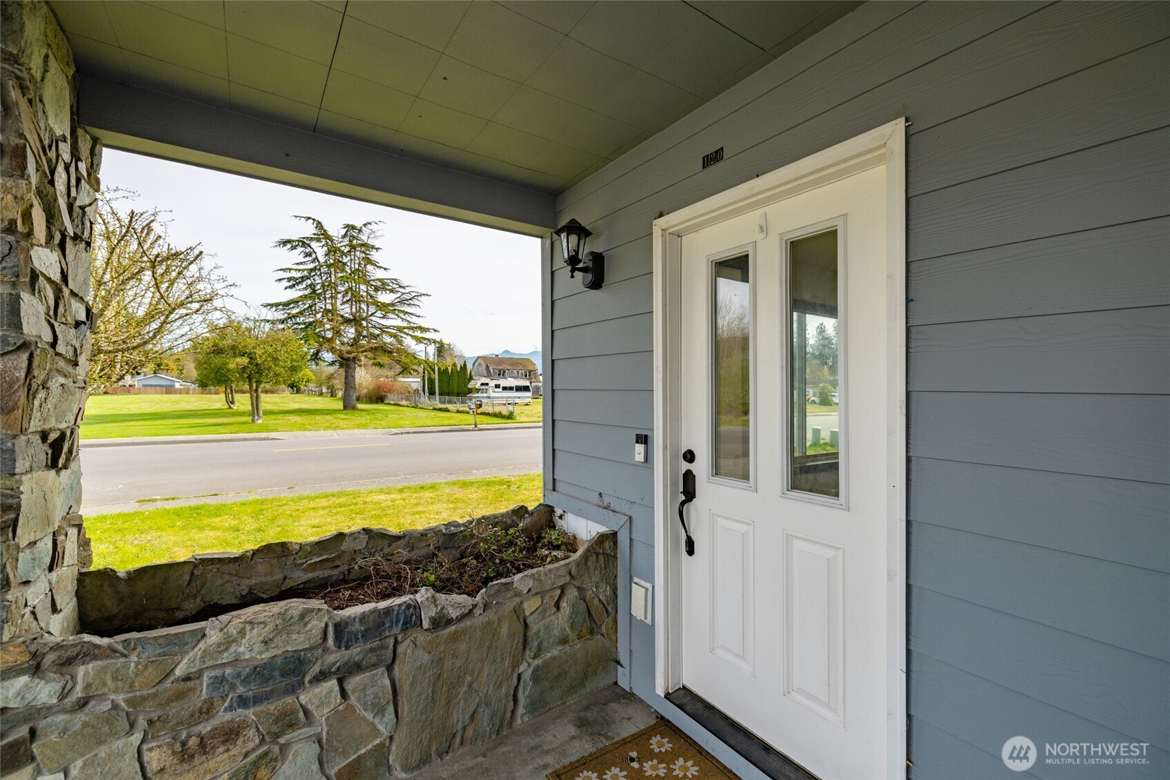 120 North Reed Street Sedro-Woolley, WA 98284 - Photo 3 of 30