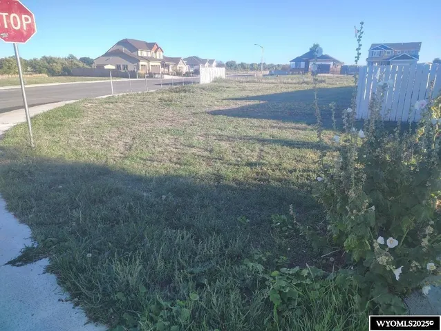 $45,000 | 807 Leal Street, Douglas, WY 82633