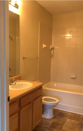 $1,625 | 2406 Courtney Meadows Court, Unit 104, Tampa, FL 33619