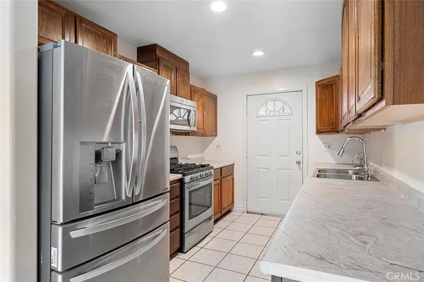 $3,850 | 14012 Sayre Street, Sylmar, CA 91342