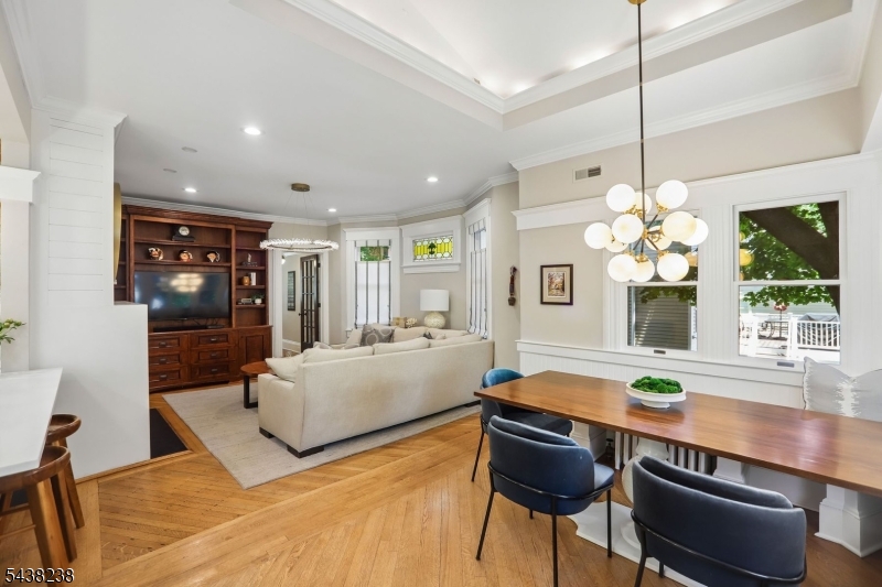 22 Oak Ridge Avenue Summit, NJ 07901 - Photo 16 of 38