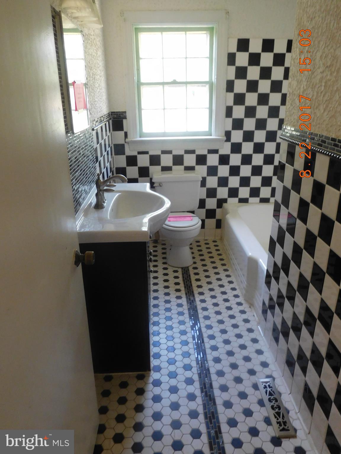 225 Wayland Road Culpeper, VA 22701 - Photo 7 of 7 Bath