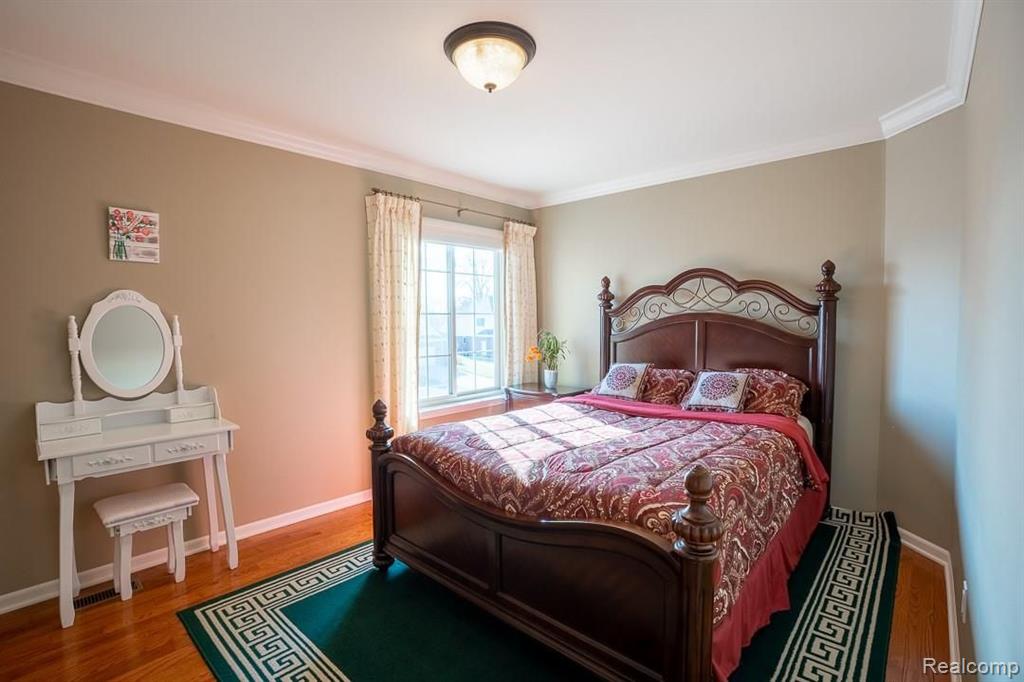 2168 East Shore Drive Rochester Hills, MI 48307 - Photo 11 of 52