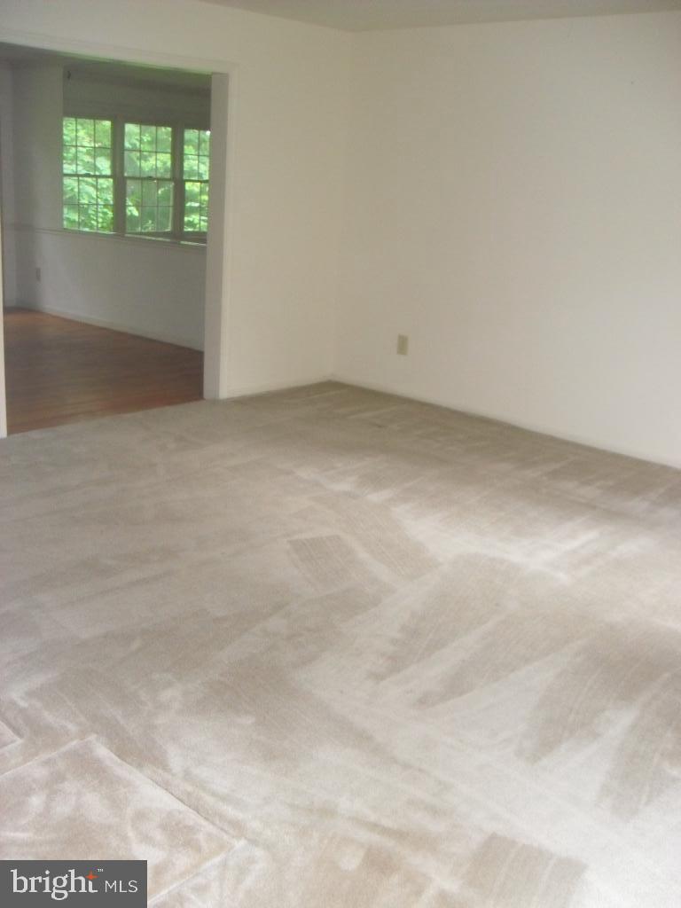 224 Farmgate Lane Silver Spring, MD 20905 - Photo 12 of 20 Gallery Image 12