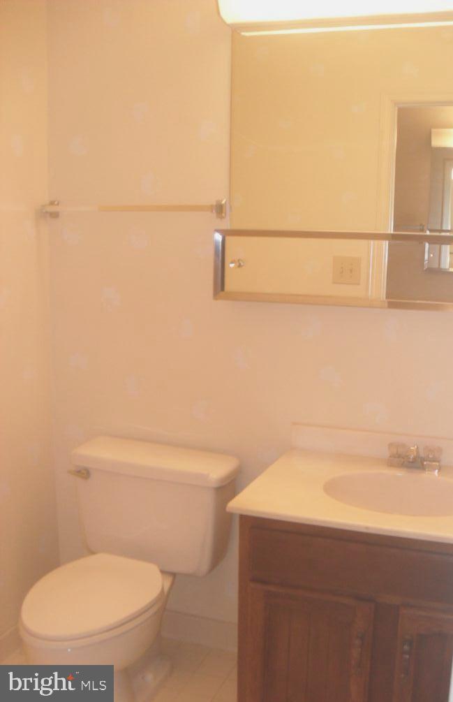 224 Farmgate Lane Silver Spring, MD 20905 - Photo 6 of 20 Gallery Image 6