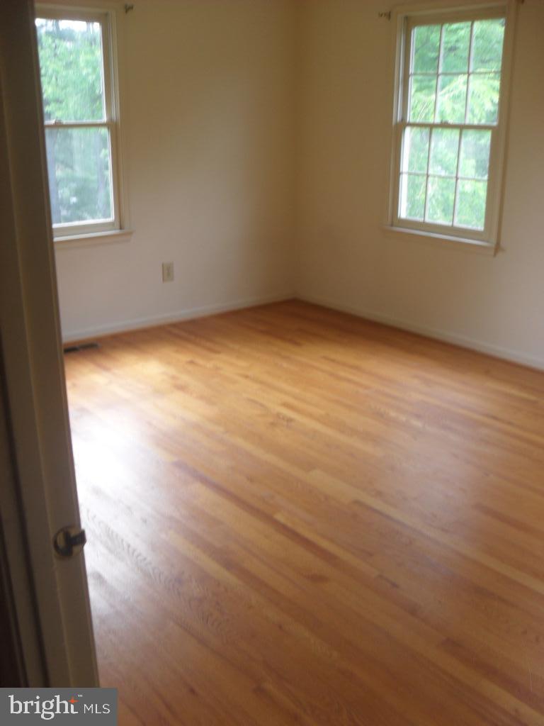 224 Farmgate Lane Silver Spring, MD 20905 - Photo 8 of 20 Gallery Image 8